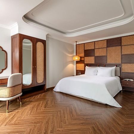 La Siesta Classic Hang Thung Hanoi Exteriör bild A bedroom at the hotel