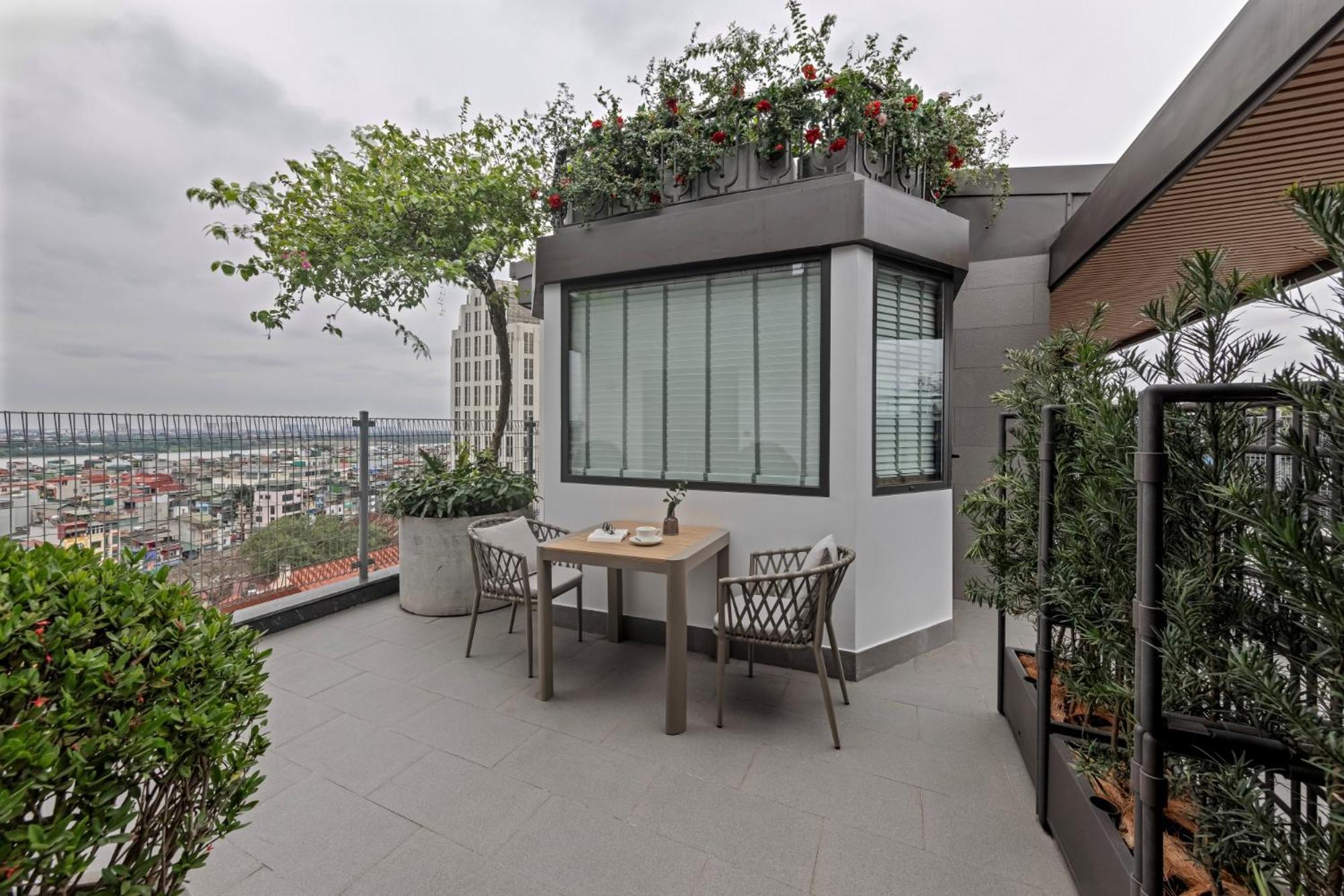 La Siesta Classic Hang Thung Hanoi Exteriör bild Rooftop garden